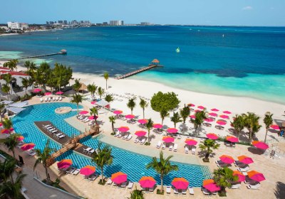 Breathless Cancun Soul Resort & Spa in Cancún