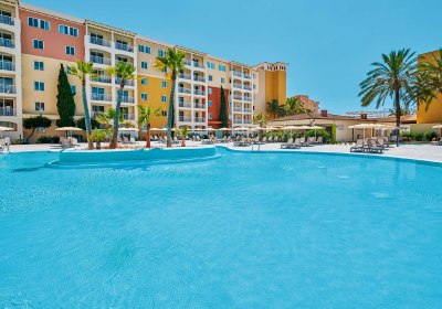 Protur Badía Park Aparthotel in Sa Coma