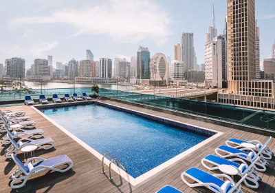Radisson Blu Hotel, Dubai Canal View in Dubai