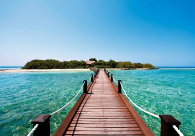 Sheraton Maldives Full Moon Resort & Spa in Furanafushi
