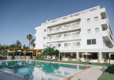 Matala Bay Hotel & Apartments in Matala