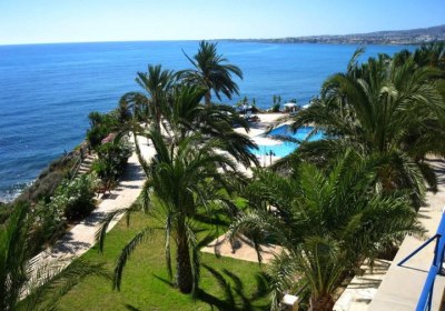 Vrachia Beach Resort in Paphos