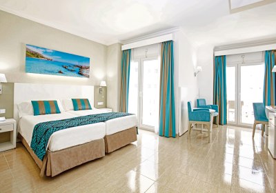 Wohnbeispiel Familienzimmer seitl. Meerblick