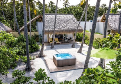 Wohnbeispiel Jacuzzi Beach Villa