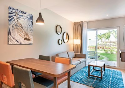 Wohnbeispiel Pool and Patio King/Two Queen Beds