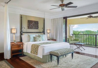 St. Regis Suite  - Garden View