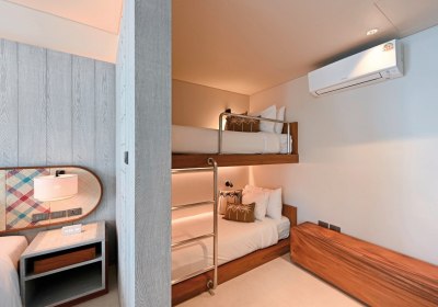 Wohnbeispiel Lofty Family with Pool Access