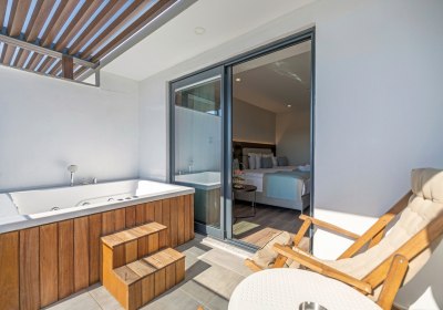 Wohnbeispiel Doppelzimmer Landseite Jacuzzi