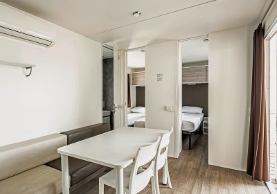 Wohnbeispiel Premium Drei-Zimmer-Camping Home 6+1