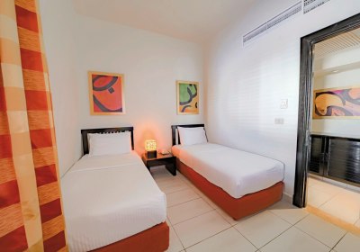 Wohnbeispiel Familienzimmer Poolblick