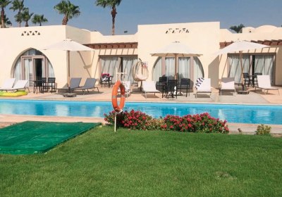 Beispiel Terrasse Doppelzimmer  Swim-Up Dune