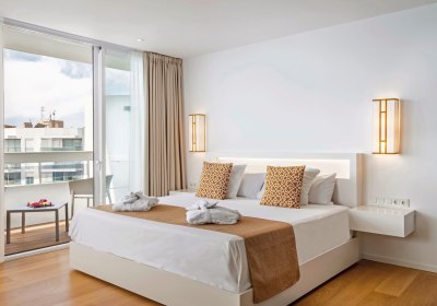 Wohnbeispiel Dreibettzimmer seitl. Meerblick