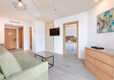 Wohnbeispiel Familienzimmer 2 Schlafzi. plus Wohnzimmer