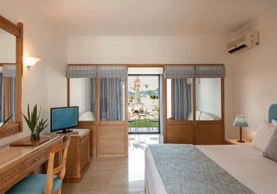 Wohnbeispiel Familienzimmer Poolblick