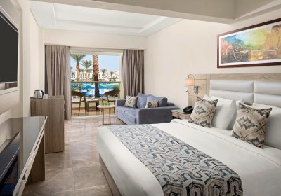 Wohnbeispiel Doppelzimmer Standard Poolblick