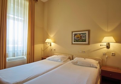 Wohnbeispiel Doppelzimmer Hauptgeb&auml;ude Parkseite