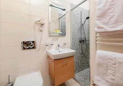 Beispiel Bad Doppelzimmer Superior