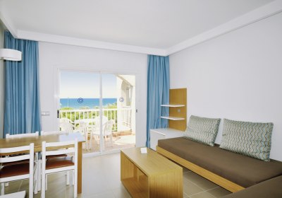 Wohnbeispiel Apt. 1 Schlafzimmer Premium eingeschr&auml;nkter Meerblick