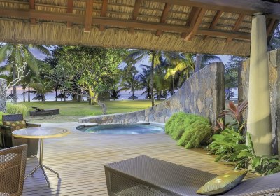 Wohnbeispiel Beachfront Pool Suite