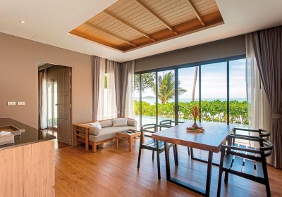 Wohnbeispiel 2 Bedroom Beachfront Pool Villa