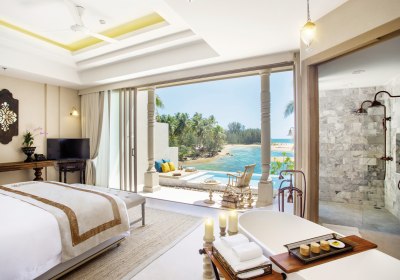 Seaside Pool Paradise Suite