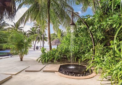 Grand Beach Villa with Pool 2 Bedrooms