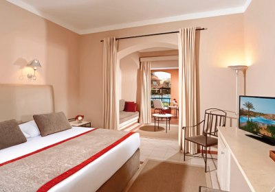 Wohnbeispiel Familienzimmer Superior Poolblick