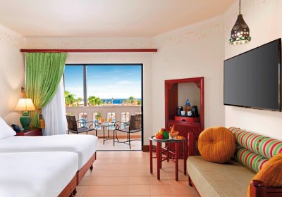 Wohnbeispiel Doppelzimmer Standard Poolblick