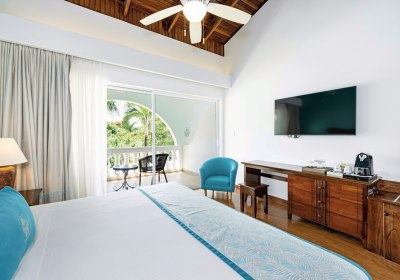 Wohnbeispiel Tropicana Pool View