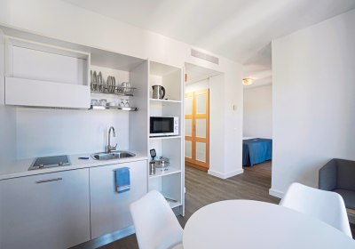 Wohnbeispiel Juniorsuite mit K&uuml;chenzeile