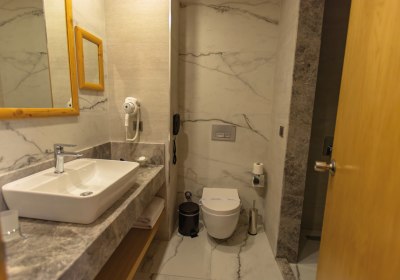 Wohnbeispiel Bad Doppelzimmer Komfort Landblick