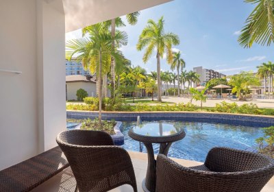 Wohnbeispiel Luxury Junior Suite Swim Out Diamond Club