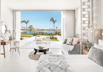 Wohnbeispiel Juniorsuite Deluxe Privatgarten Poolblick