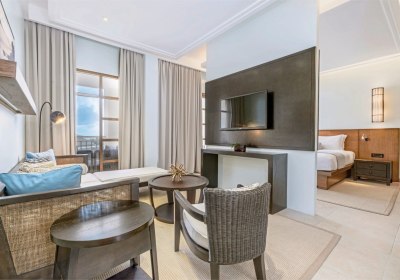 Wohnbeispiel Junior Suite with balcony 