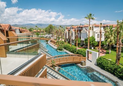 Wohnbeispiel Doppelzimmer Lagoon Roof Poolblick