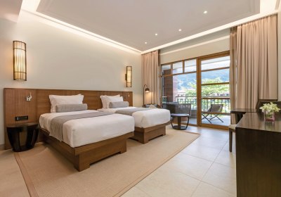 Wohnbeispiel Deluxe Grand Pool View