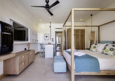 Upbeat Retreat Pool View