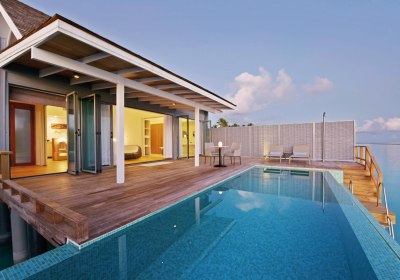 Wohnbeispiel Water Villa with Pool