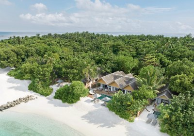 Four Bedroom Beach Pool Residence 