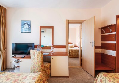 Wohnbeispiel Familienzimmer mit Verbindungst&uuml;r