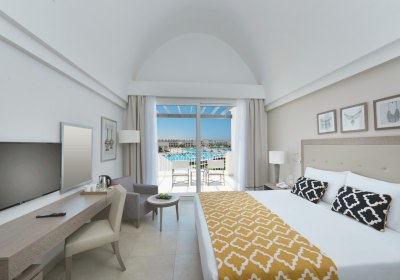 Wohnbeispiel Dooppelzimmer Superior Poolblick