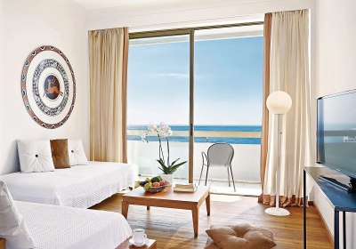 Wohnbeispiel Familienzimmer LUX ME Guestroom mit Meerblick