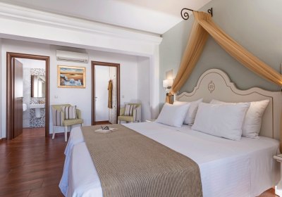 Alexander Beach Hotel & Village Resort