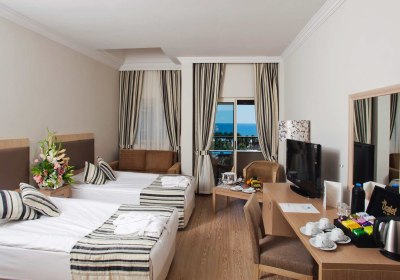 Crystal Tat Beach Golf Resort & Spa