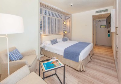 Corallium Beach by Lopesan Hotels