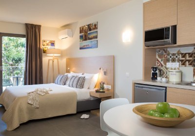 Sundance Apts. and Suites