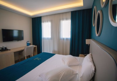 Almyros Beach Resort & Spa