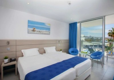 Limanaki Beach Hotel