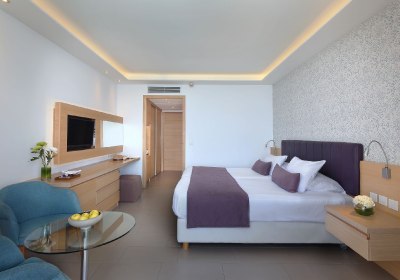 The Royal Apollonia, Elegant collection by Louis Hotels