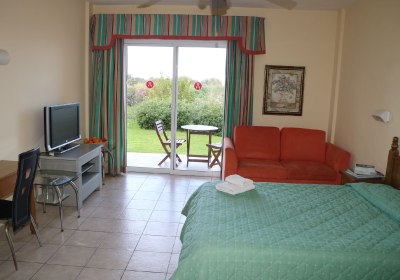 Akamanthea Holiday Village